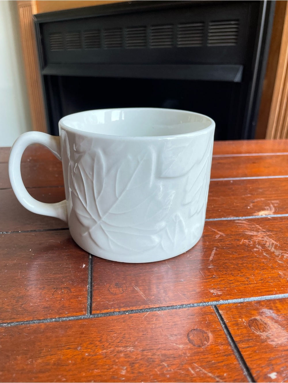 White Embossed Leaf Ceramic Mug